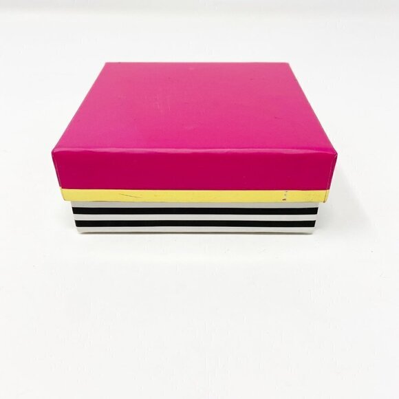 MUD PIE | Friendship Hidden Message Black Bangle Gold Plated - Picture 7 of 8